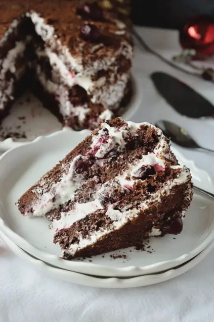 forêt noire gâteau chocolat cerise kirsch 