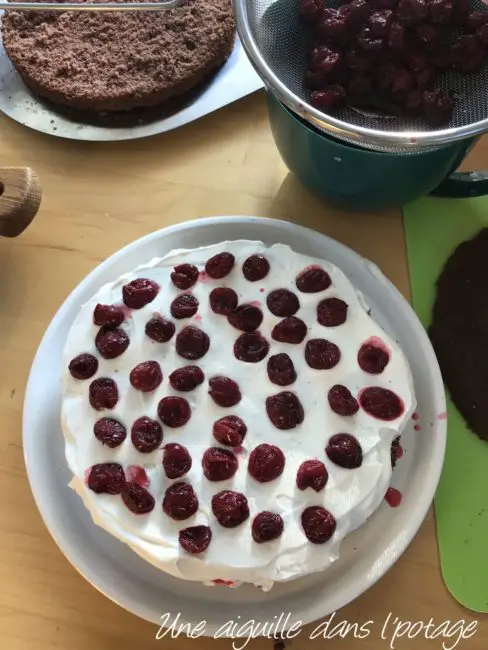 forêt noire gâteau chocolat cerise kirsch 