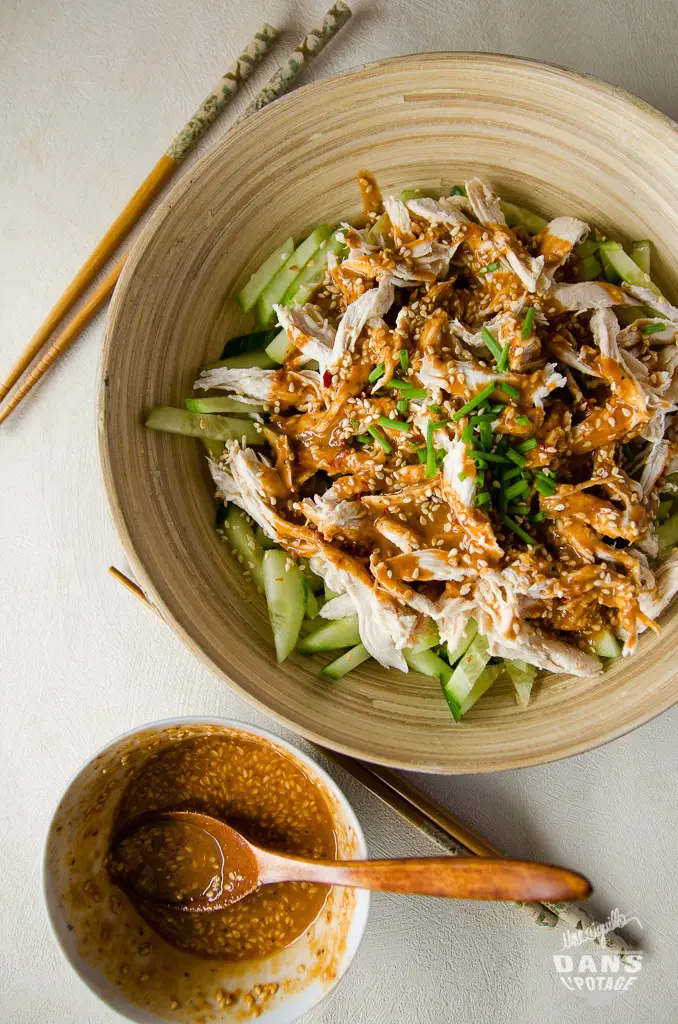 L'huile de sésame, la touche orientale à vos recettes de salades