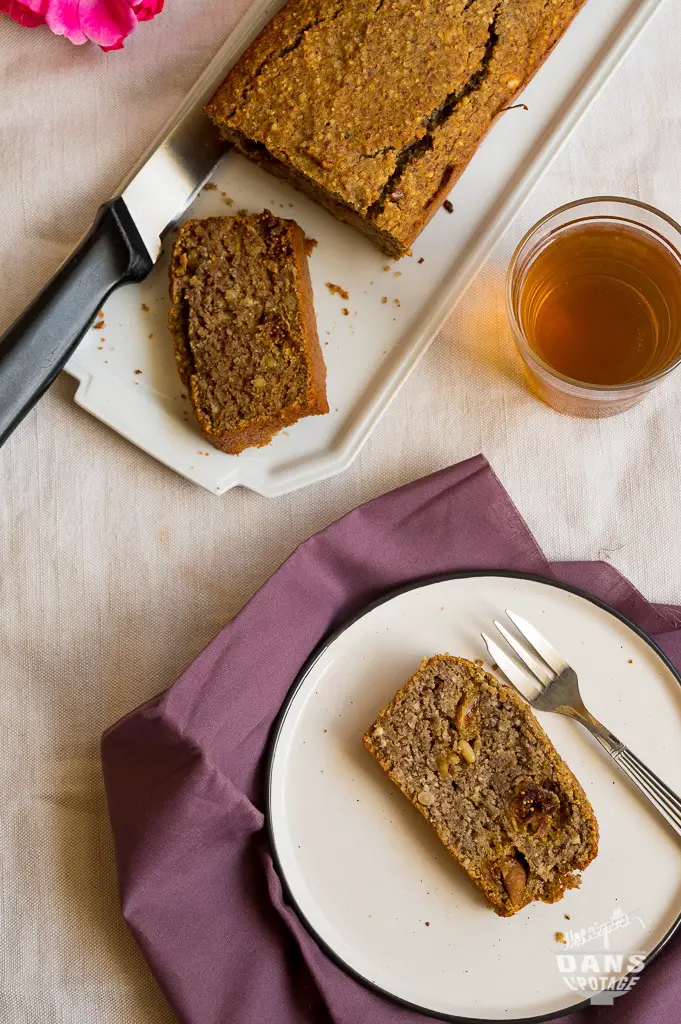 cake aux légumineuses et noisettes de Sonia ezgulian