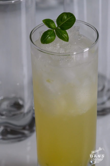 cocktail sans alcool ananas concombre basilic