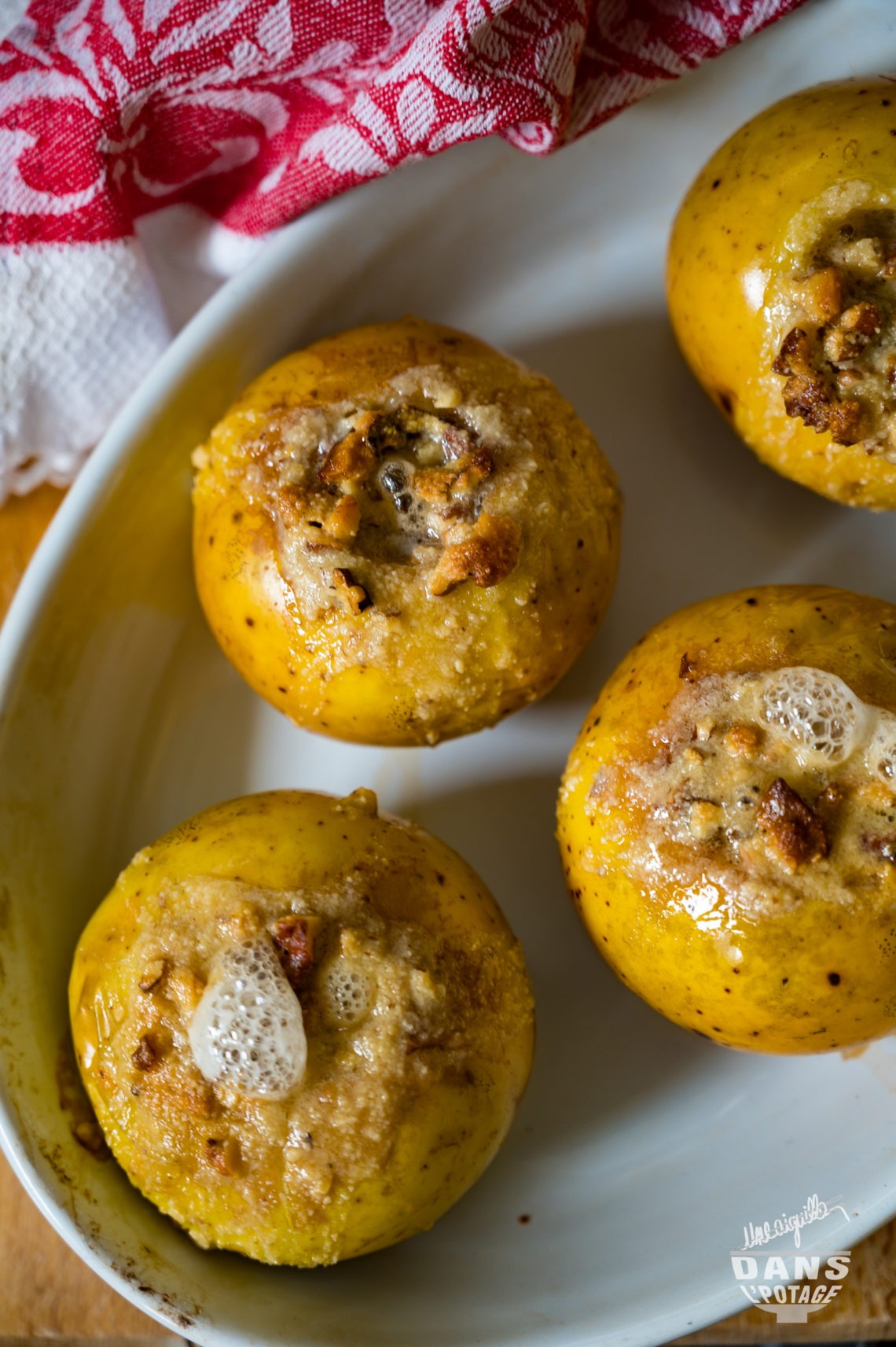 pommes au four au miel et fruits secs