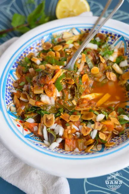 Tomates blettes épinards aux amandes Ottolenghi