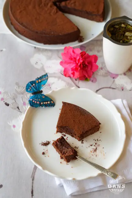 Amber Rose Chocolate Beetroot  Flourless Cake