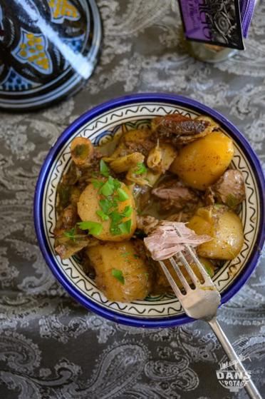 Tajine de collier d'agneau aux pommes de terre 🍴 de Un amour de cuisine -  Cookpad