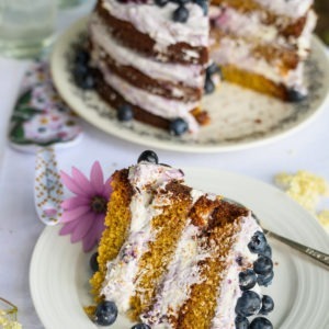 naked cake noisette myrtille