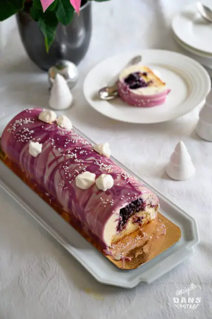 Bûche vanille myrtille