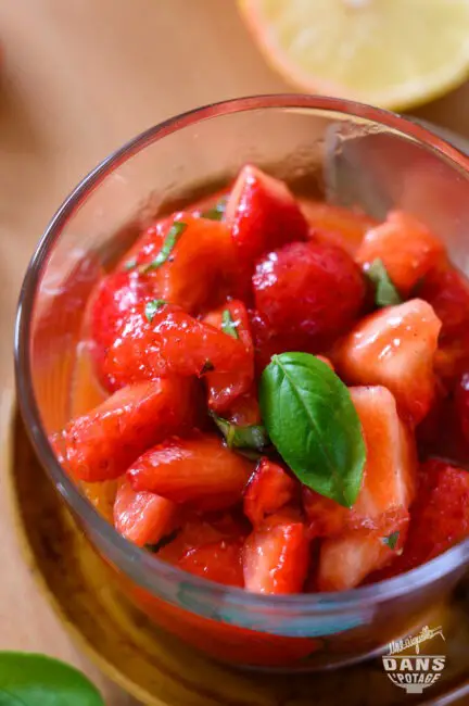 salade de fraises basilic Ducasse 