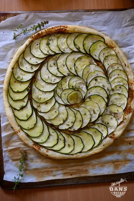 tarte fine courgette et moutarde