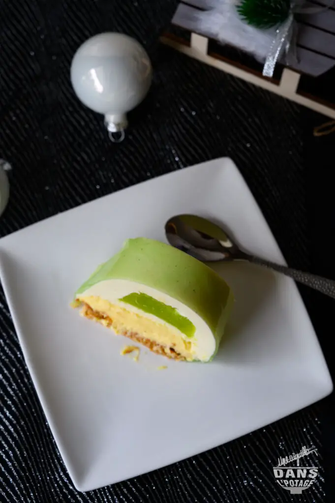 bûche coco citron vert ananas
