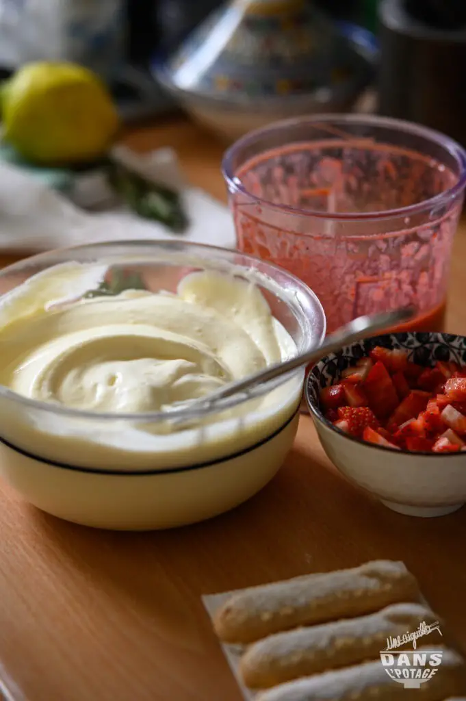 appareil à tiramisu aux fraises 