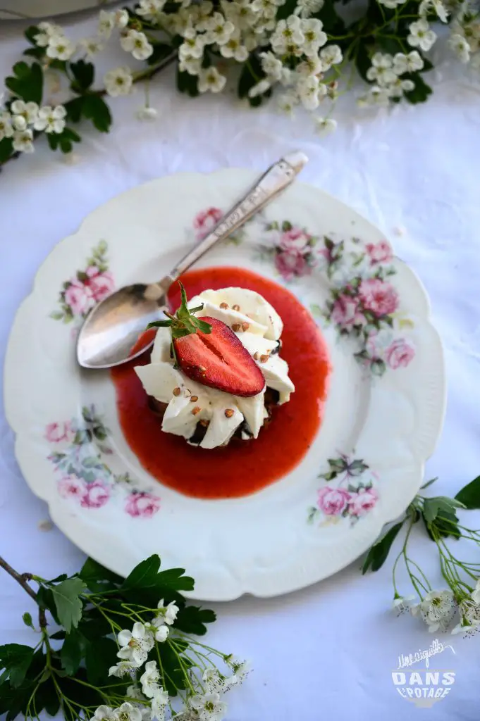 dessert individuel aux fraises