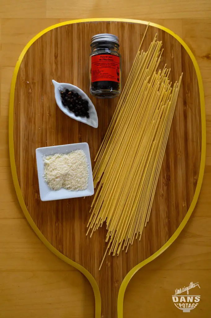 pâtes cacio e pepe