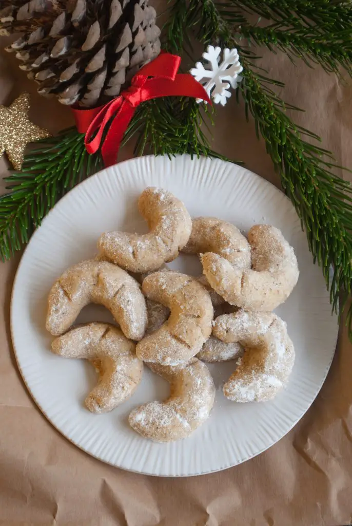 bredele croissant de lune aux noisettes