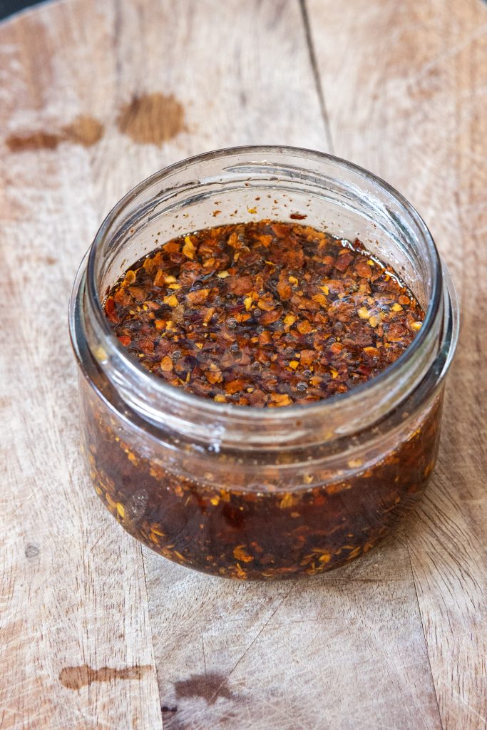 chili oil huile pimentée
